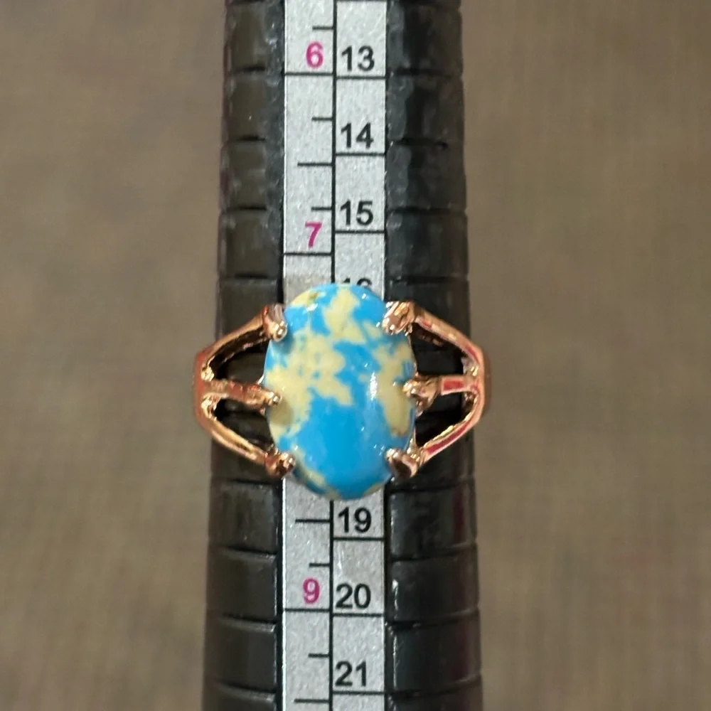 Unique Rings - Picture 10 of 10